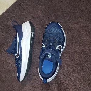 Boys nike shoes